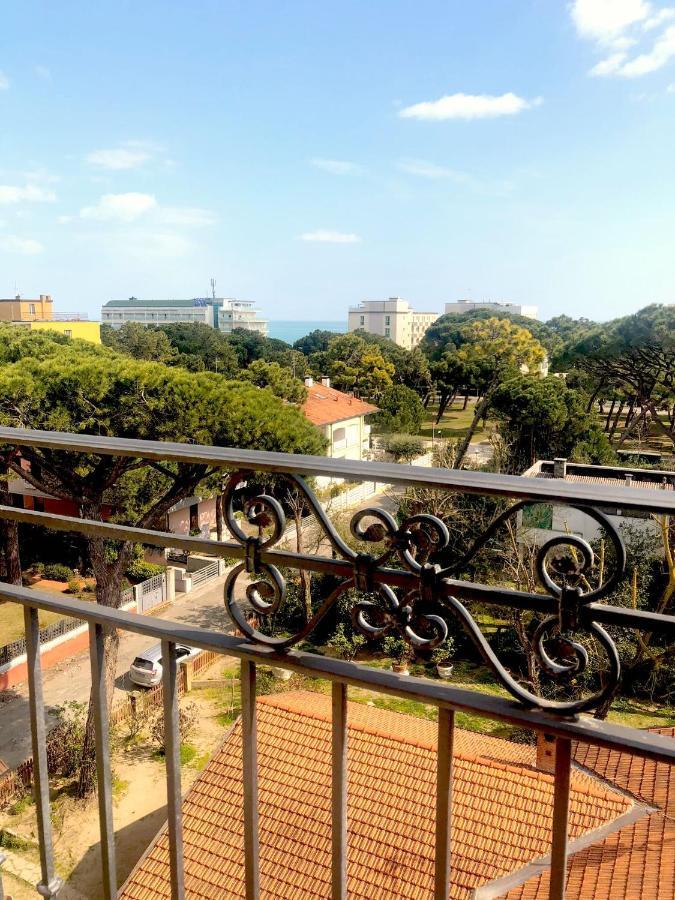 Hotel B&B Des Bains Milano Marittima Zewnętrze zdjęcie