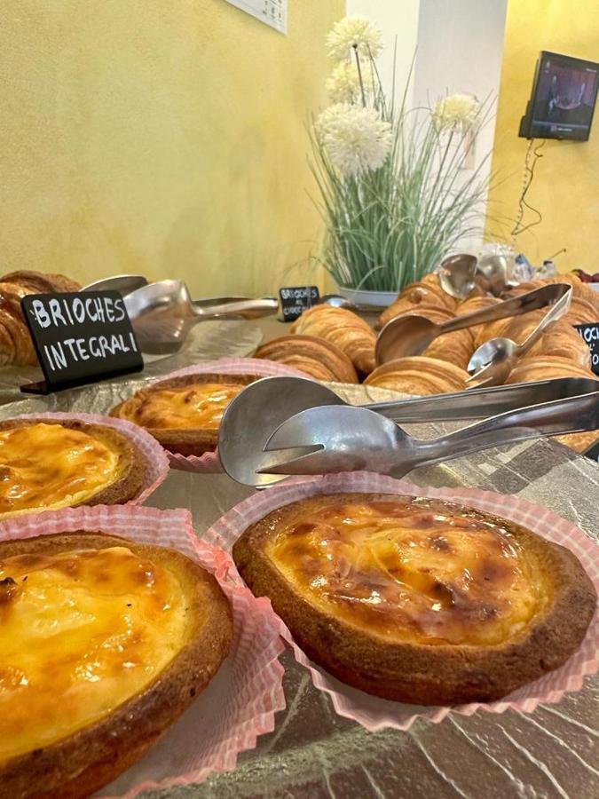 Hotel B&B Des Bains Milano Marittima Zewnętrze zdjęcie